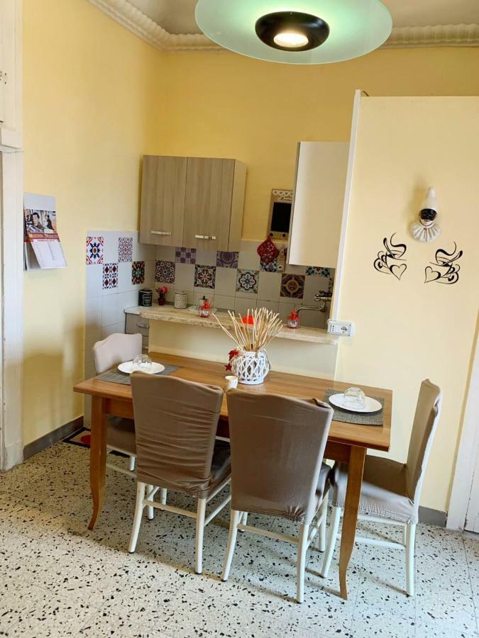 I Tetti Del Centro Storico Leilighet Napoli Eksteriør bilde