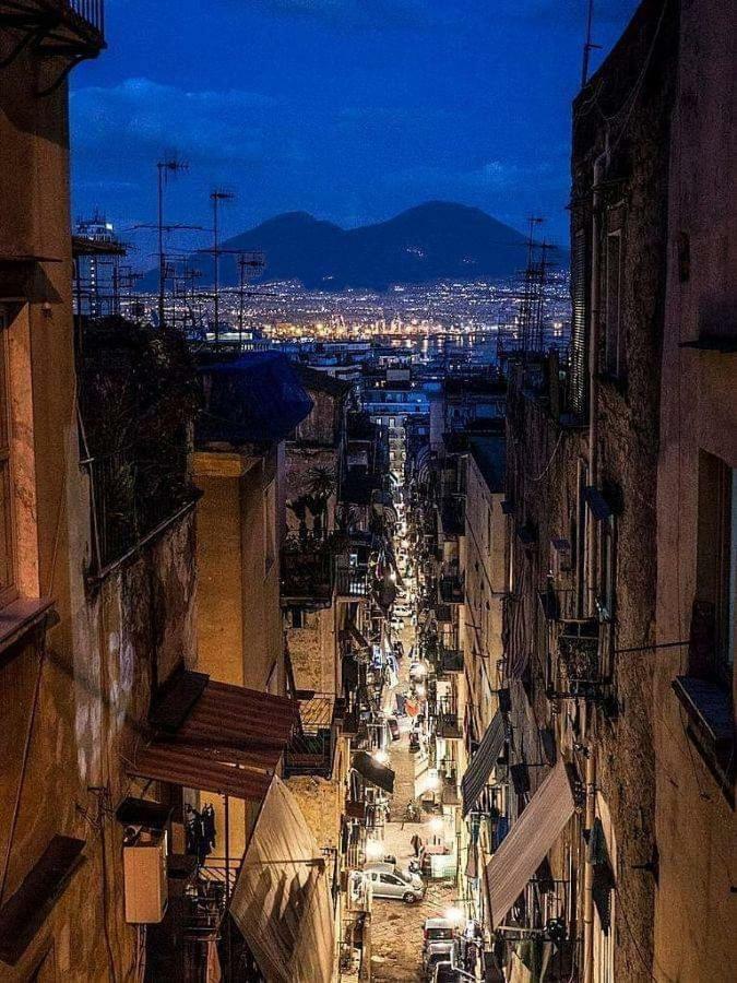 I Tetti Del Centro Storico Leilighet Napoli Eksteriør bilde